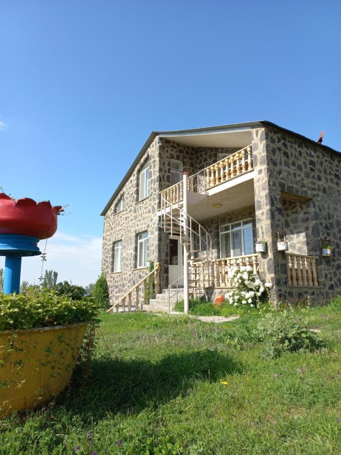 Guest House Arevik Artsvakar Екстер'єр фото